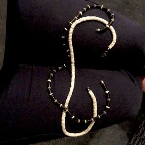 Black and white necklace set 2 piece